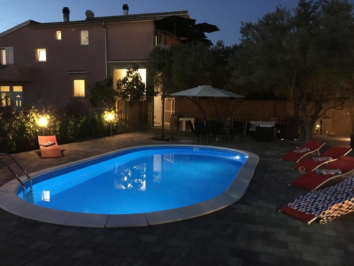 Apartment With Private Pool Sukošan Eksteriør bilde