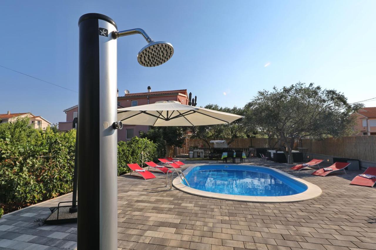 Apartment With Private Pool Sukošan Eksteriør bilde