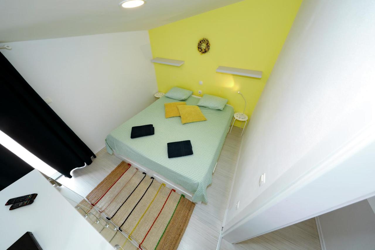 Apartment With Private Pool Sukošan Eksteriør bilde