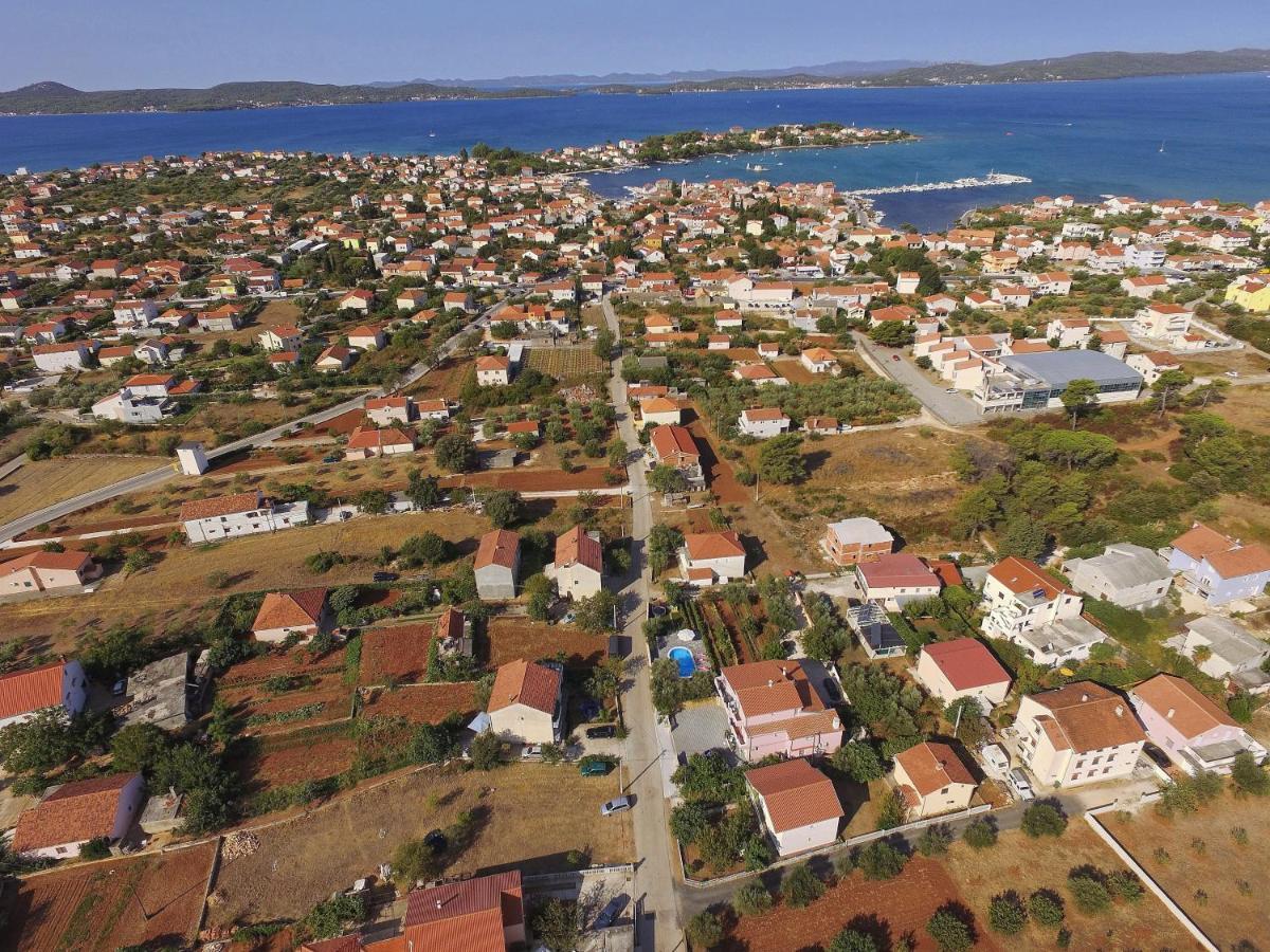 Apartment With Private Pool Sukošan Eksteriør bilde